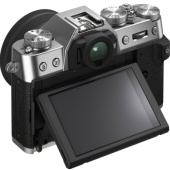 Fujifilm X-T30 II: lepší LCD i výkon