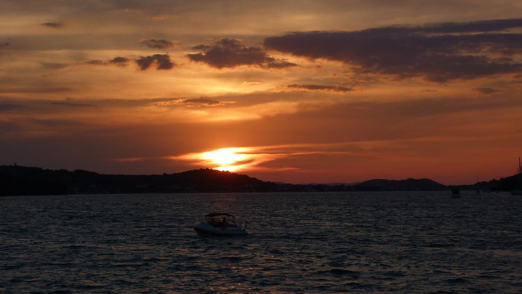 Západ slunce Murter-Chorvatsko 2011