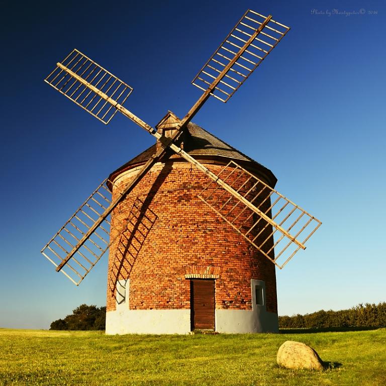 Větrný mlýn Chvalkovice