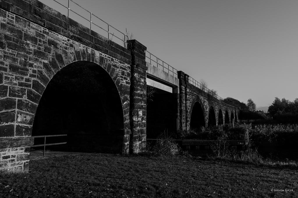 Starý železniční most