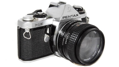 Pentax jde proti času i s trendem, vyvíjí nové kinofilmové fotoaparáty