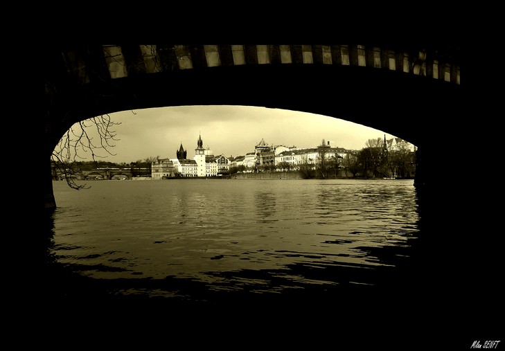 Praha...