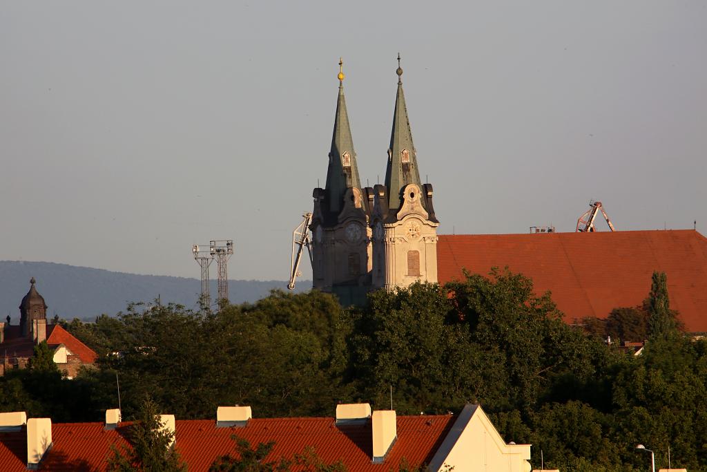 kostol z balkona