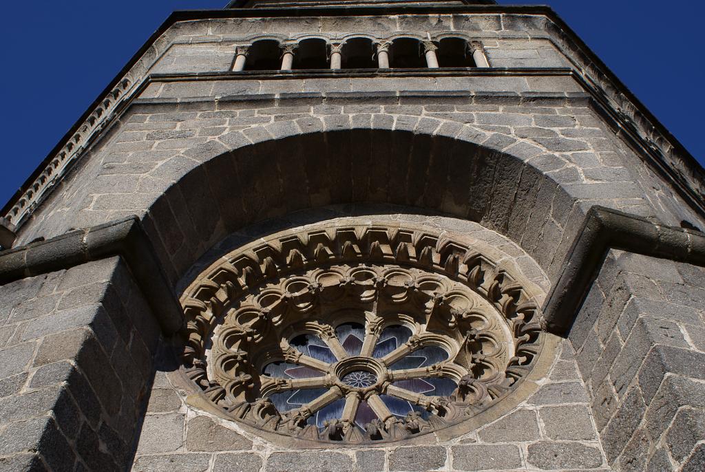 Třebíčská bazilika - rosetové okno