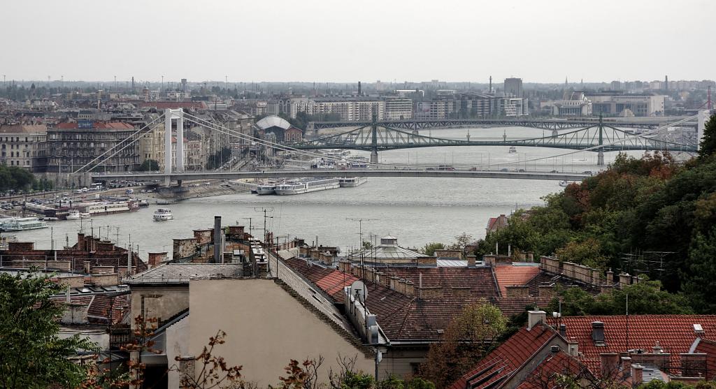 Mosty přes Dunaj