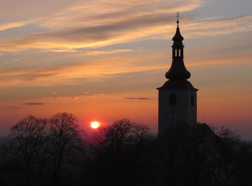 Východ slnka v Smoleniciach