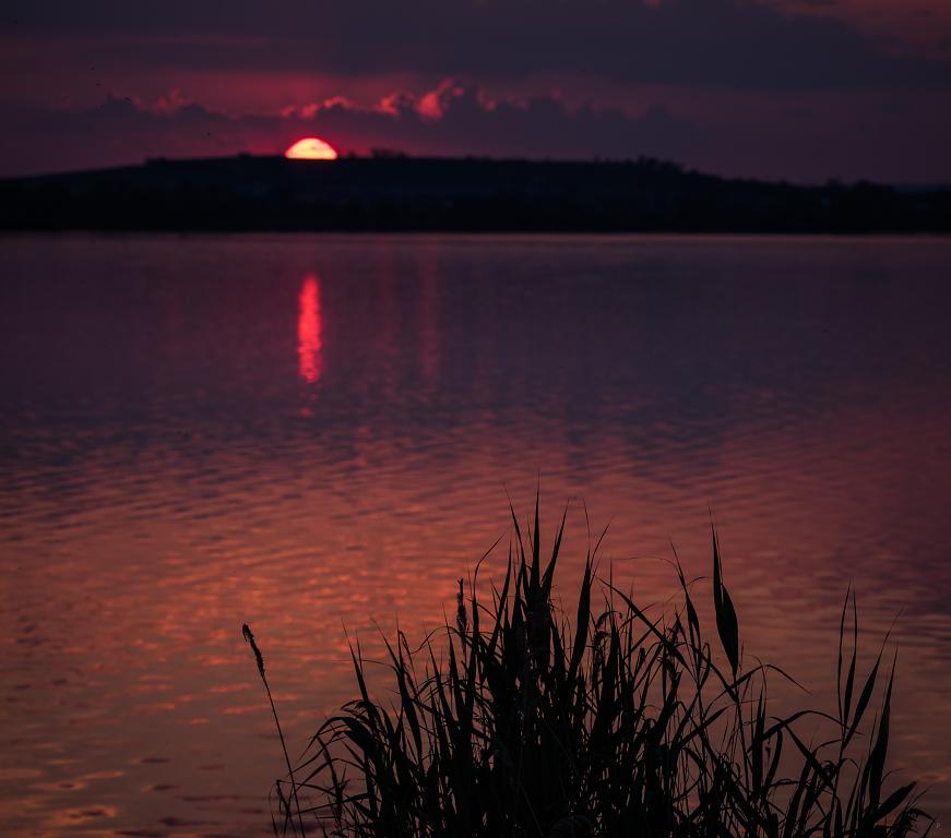 Západ slunce u Mušovských jezer