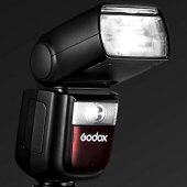 Godox uvádí blesk V860 III s modelovacím světlem LED