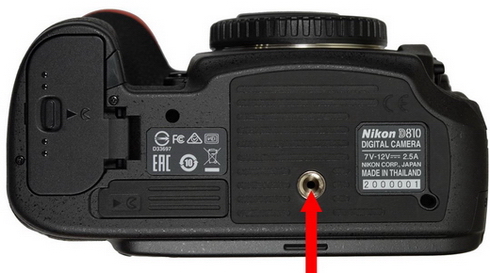 Nikon D810 černá tečka