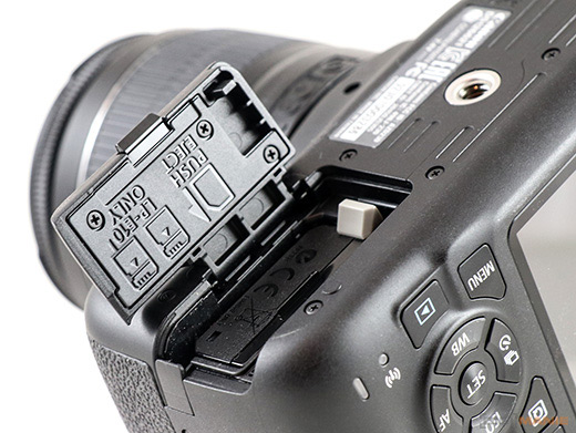 Canon EOS 1300D bateire
