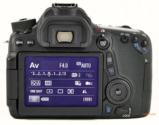 Canon EOS 70D zadní strana