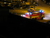 Noční scéna - hasiči na ISO 80