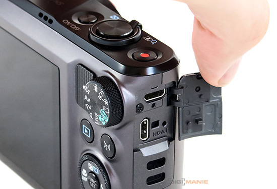 Canon PowerShot SX720 HS porty
