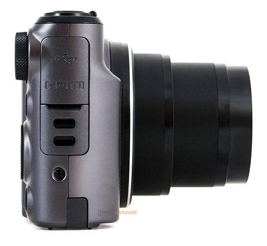 Canon PowerShot SX720 HS pravá strana