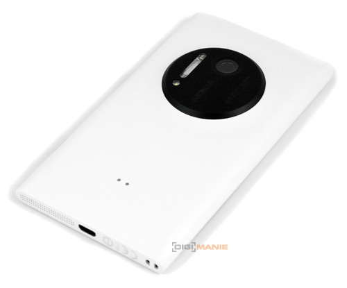 Nokia Lumia 1020 zezadu