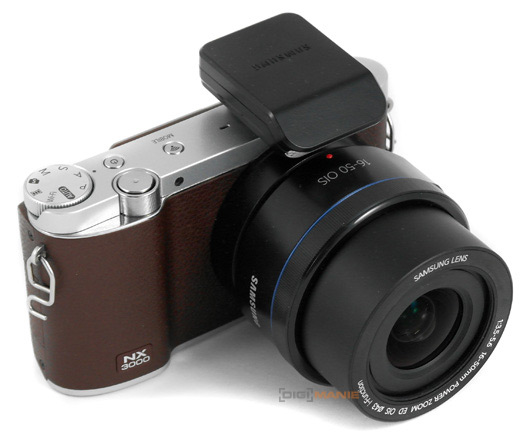 Samsung 16-50mm F3.5-5.6 ED OIS Power Zoom na fotoaparátu Samsungu NX3000