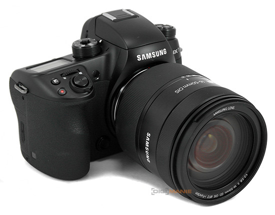 Samsung NX1 s 16-50mm objektivem