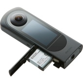 Ricoh Theta X: 360° kamerka dostává výměnnou baterku a 2,25" displej