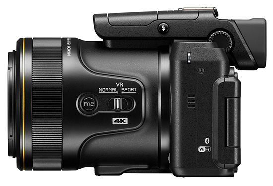 Nikon DL24-500 levá strana