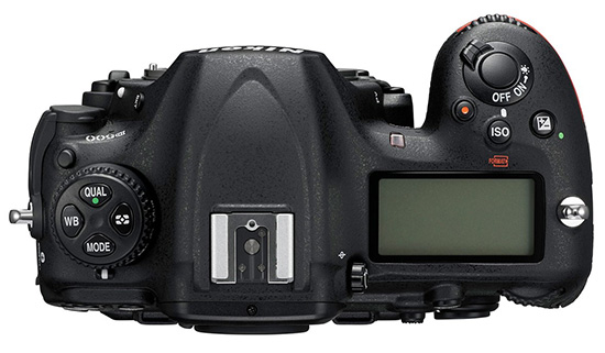 Nikon D500 horní strana