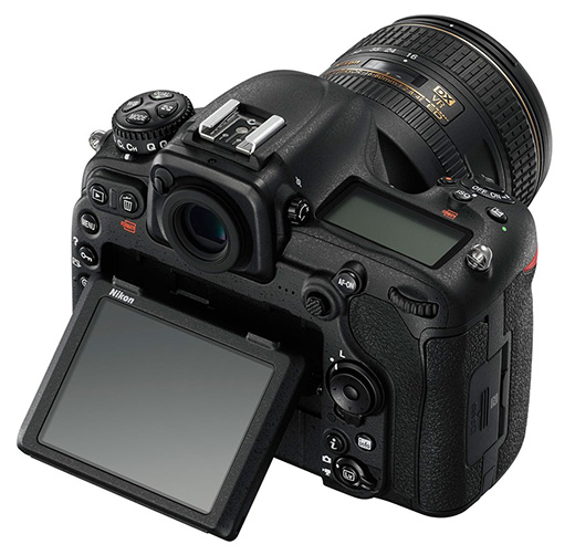 Nikon D500 výklopný displej